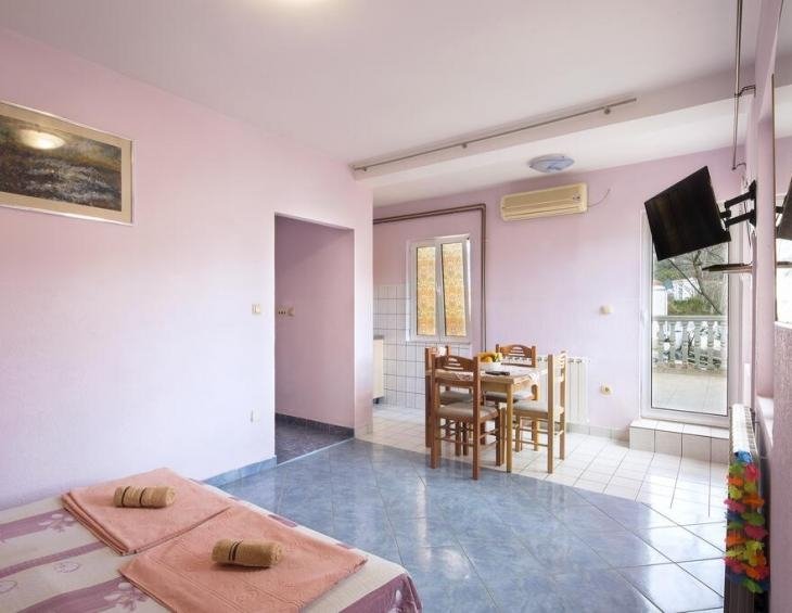 apartman plavi 4